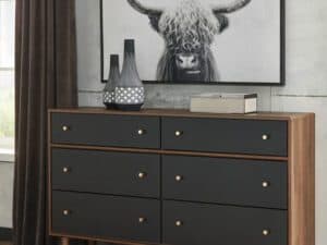 Daneston Dresser