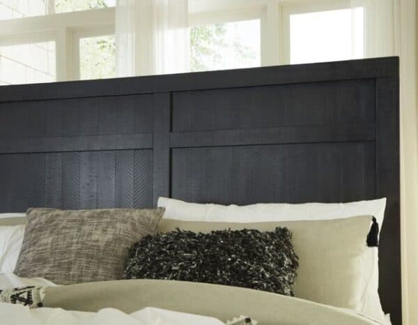 Noorbrook Queen Headboard