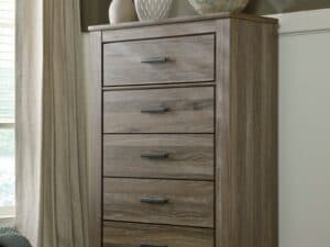 Zelen Chest