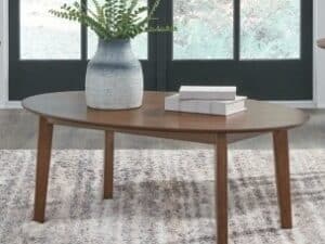 Gordonay Cocktail Table