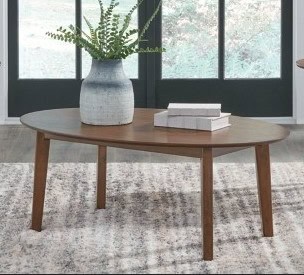 Gordonay Cocktail Table